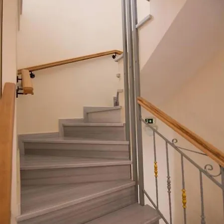 Elpida At Minies 米尼亚