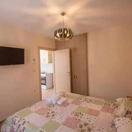 Elpida At Minies * Miniá