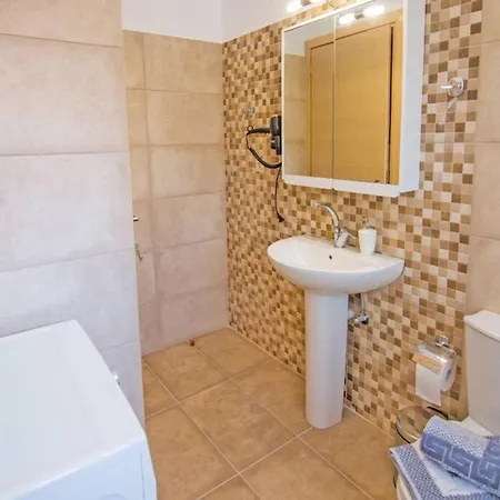 Elpida At Minies Villa *